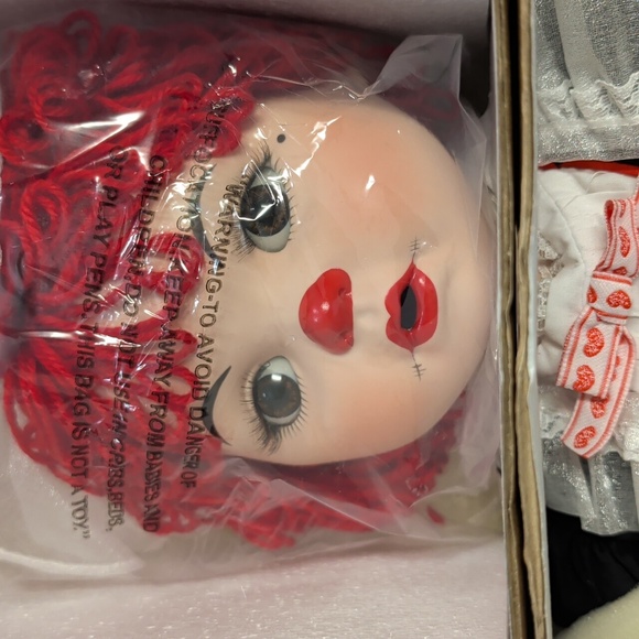 Very Rare "French Kissy" Authenticated Collectors Doll - Picture 2 of 12